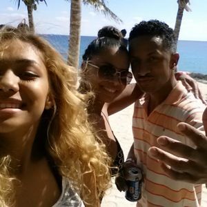 Meet your Posher, Miles